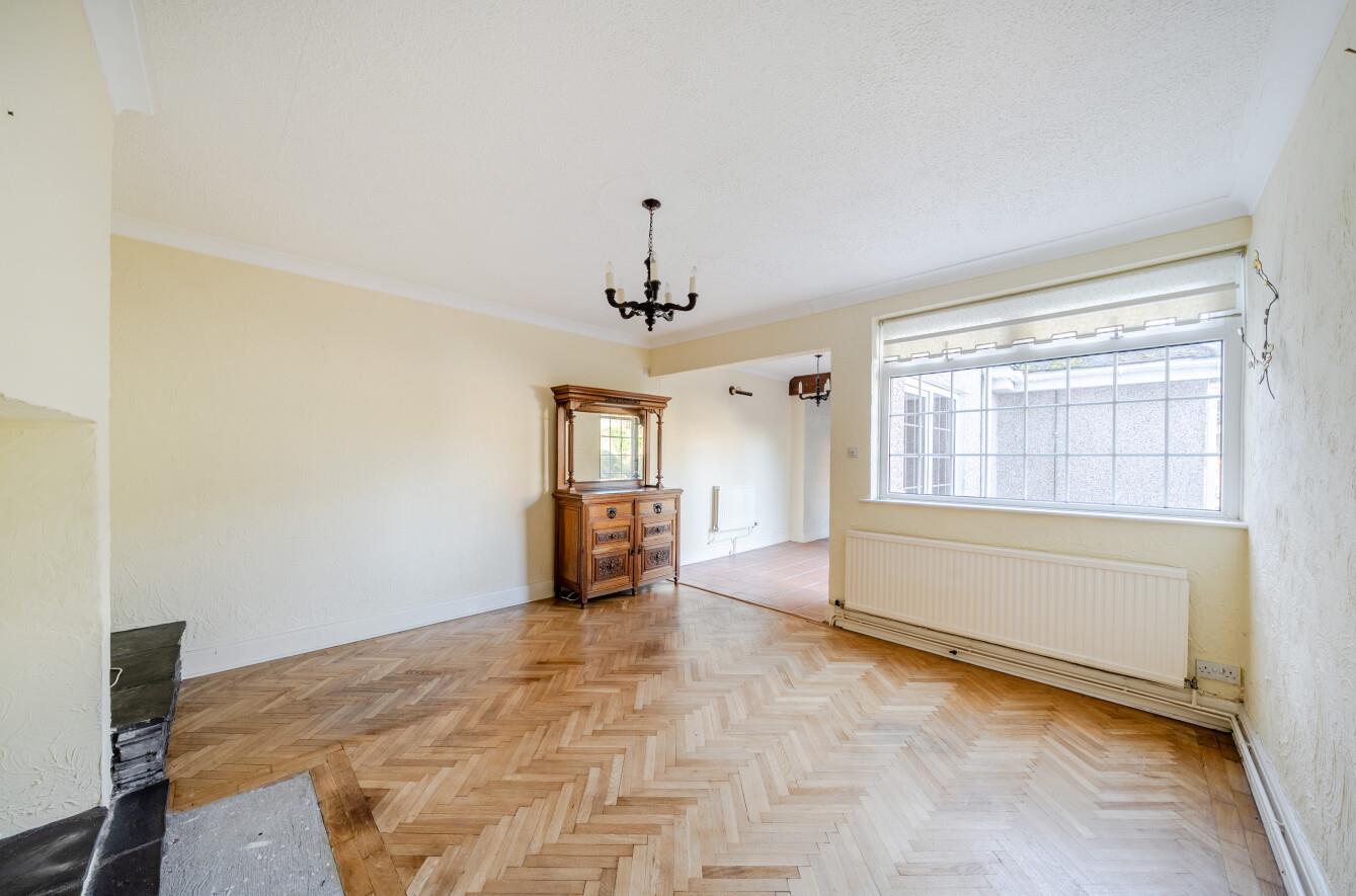 Hendy Close, Sketty, Swansea, SA2 8BB